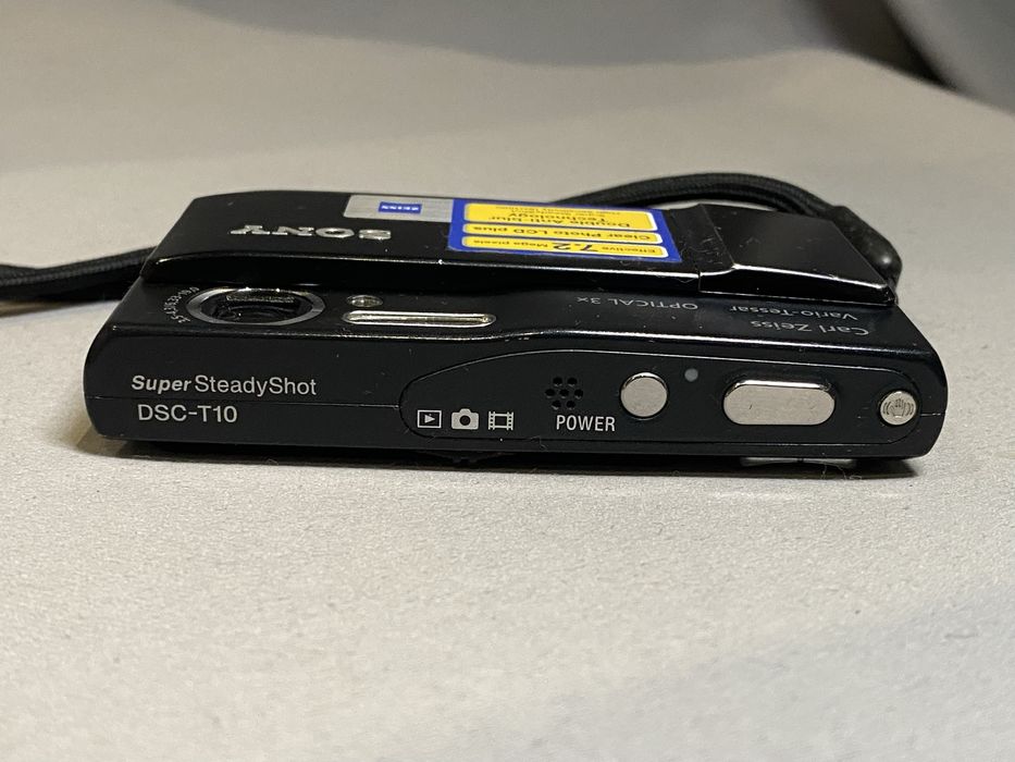 Цифровий фотоапарат SONY Cyber-Shot DSC-T10