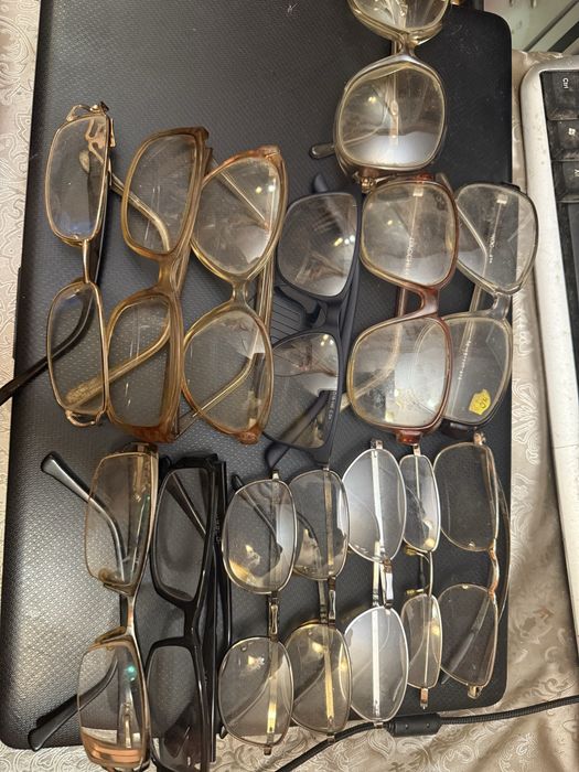 Очки для зрения и чехлы