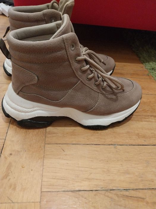 Buty MUSK, rozm.38, jesienno zimowe