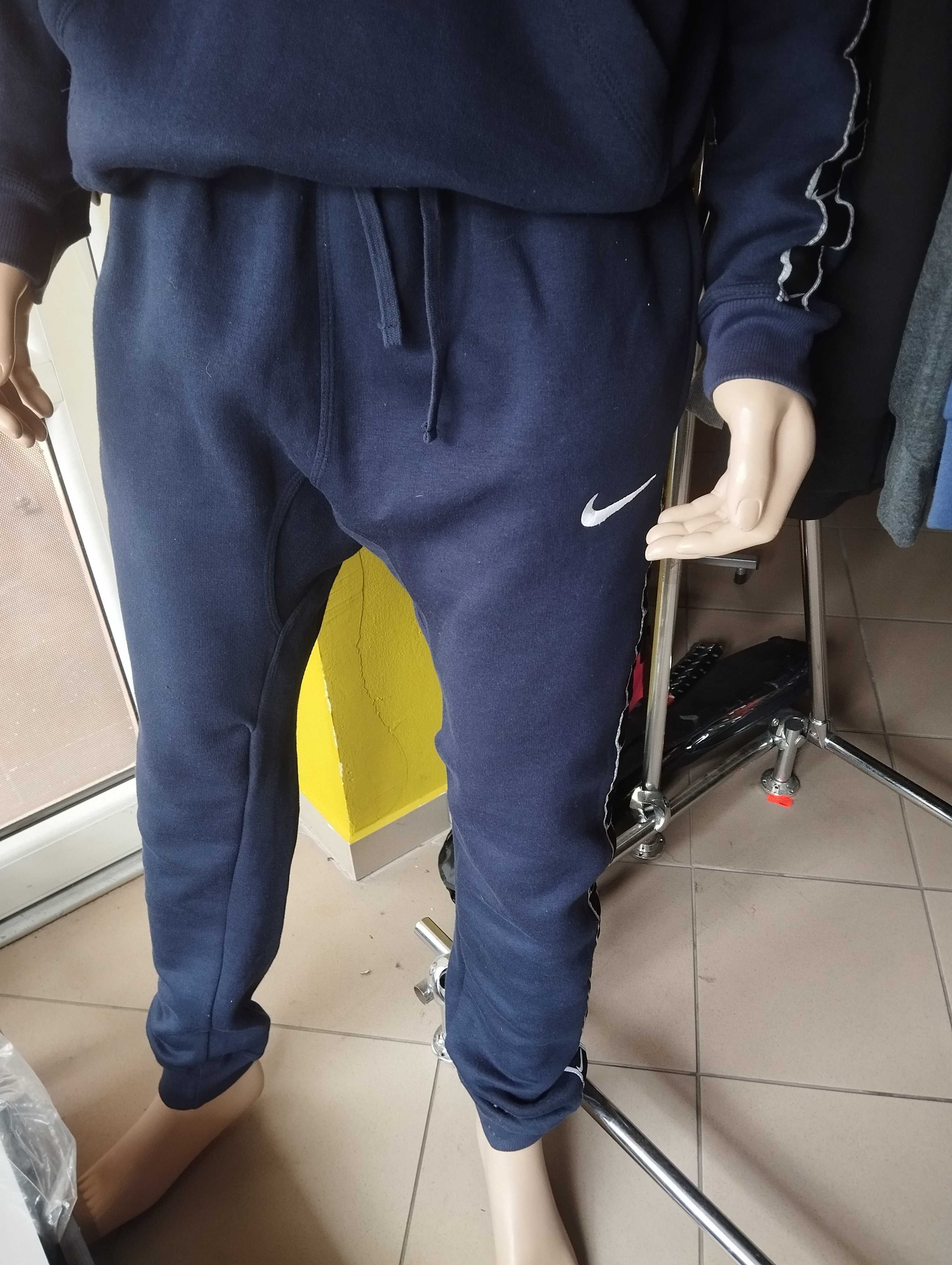 Komplet Nike CK 3422 -451