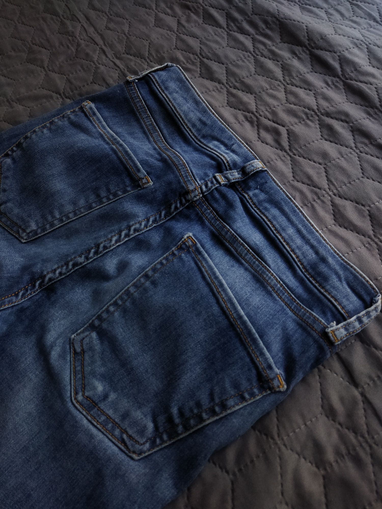 Spodnie jeansy /spodnie jeansowe damskie ZARA