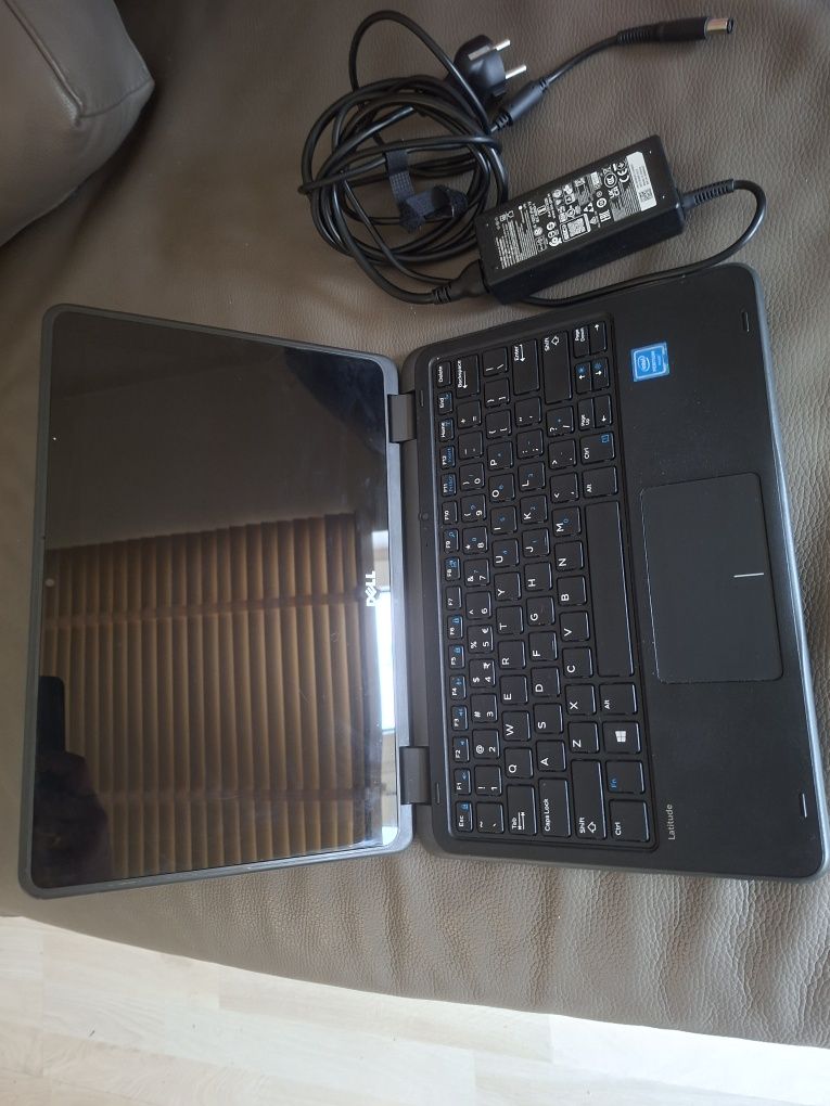 Laptop itablet w jednym dell latitude 3189
