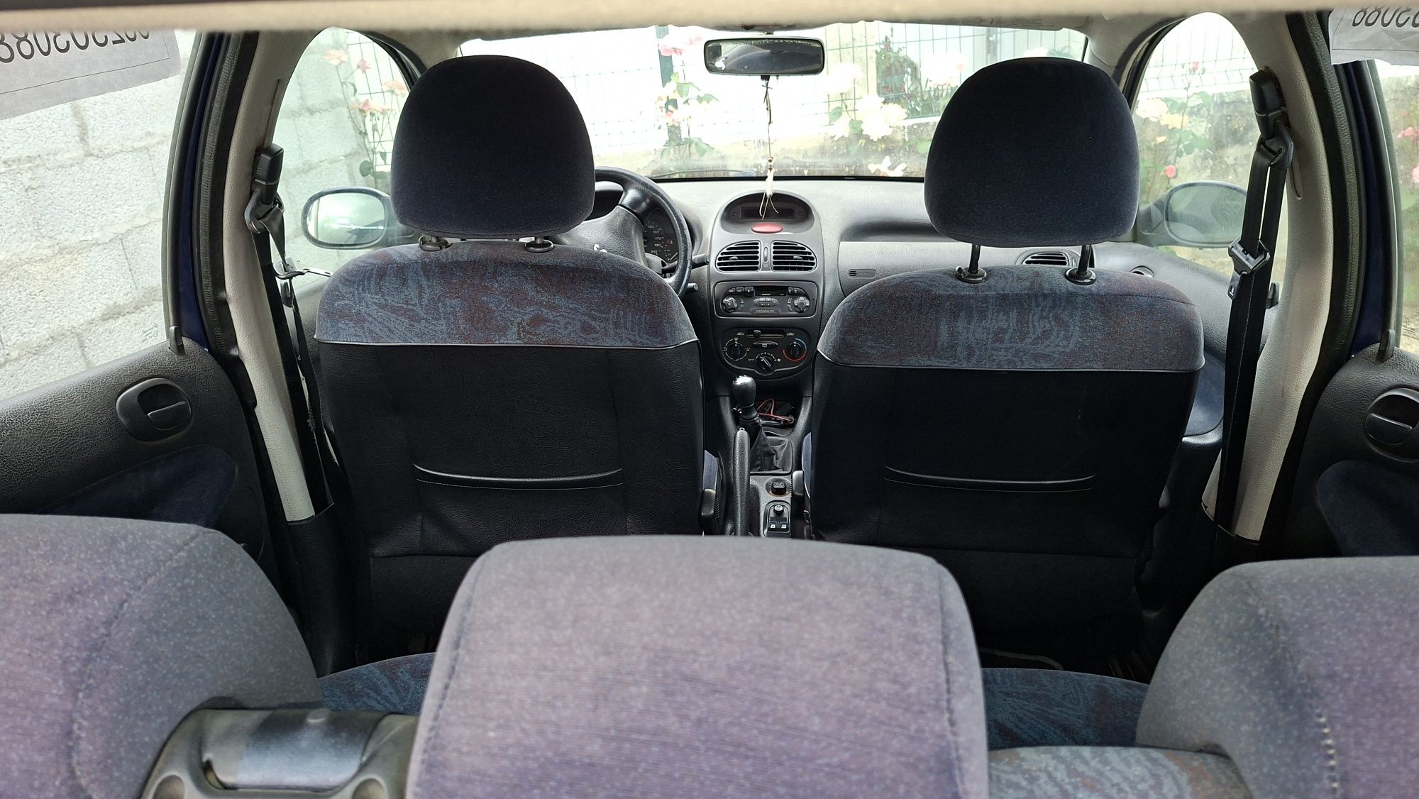 Peugeot 206 1.1 a gasolina