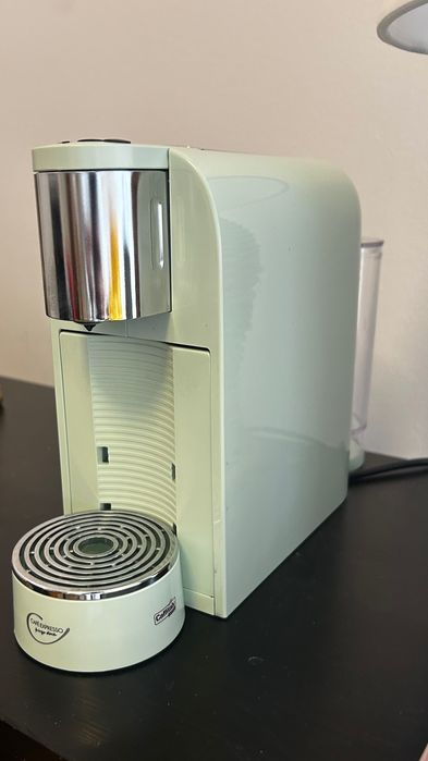 Máquina de café cápsulas Pingo Doce / Camry — excelente estado