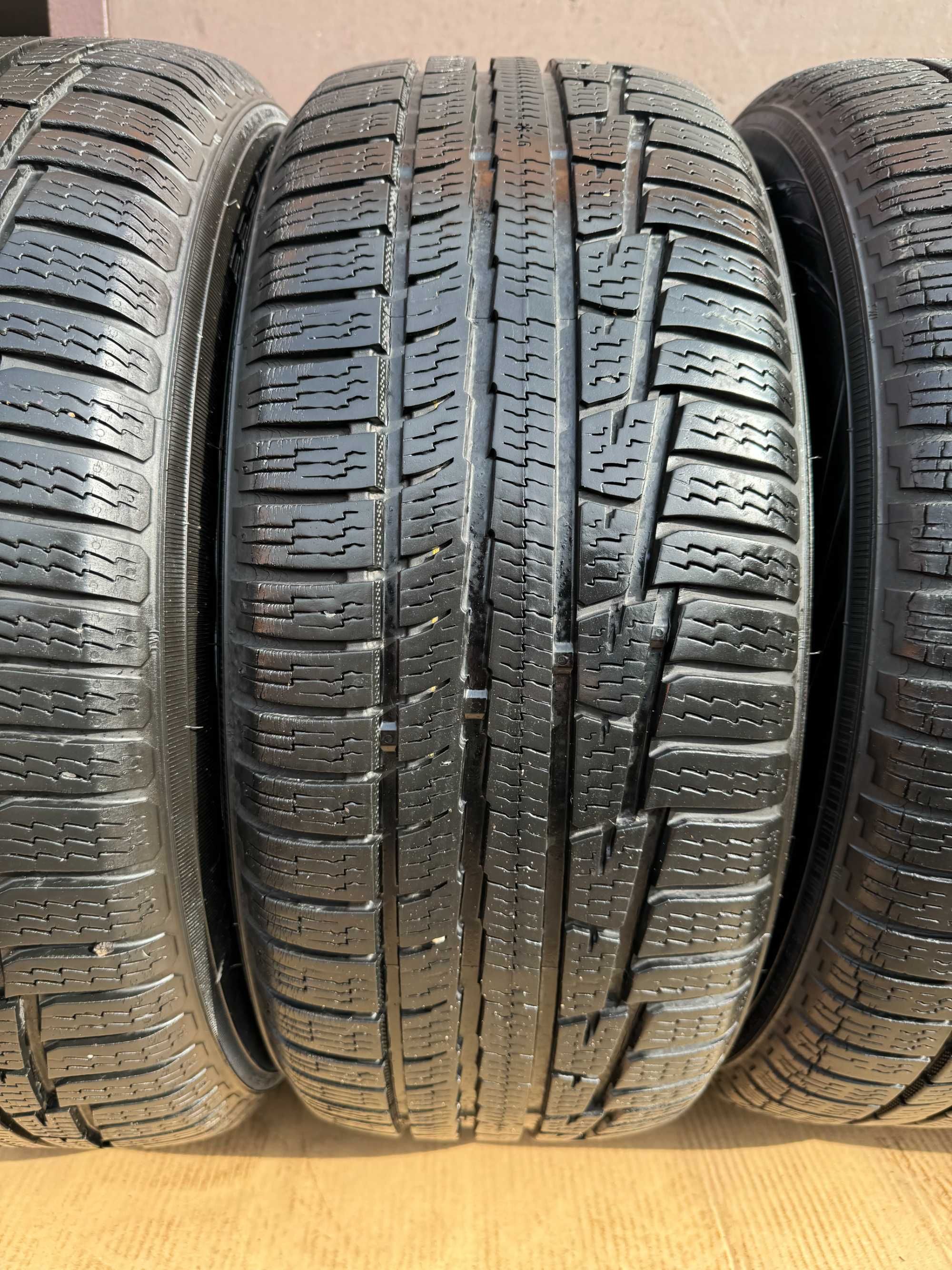 Шини Nokian 225/55 R-16 (99 H ) made in Russia -зима