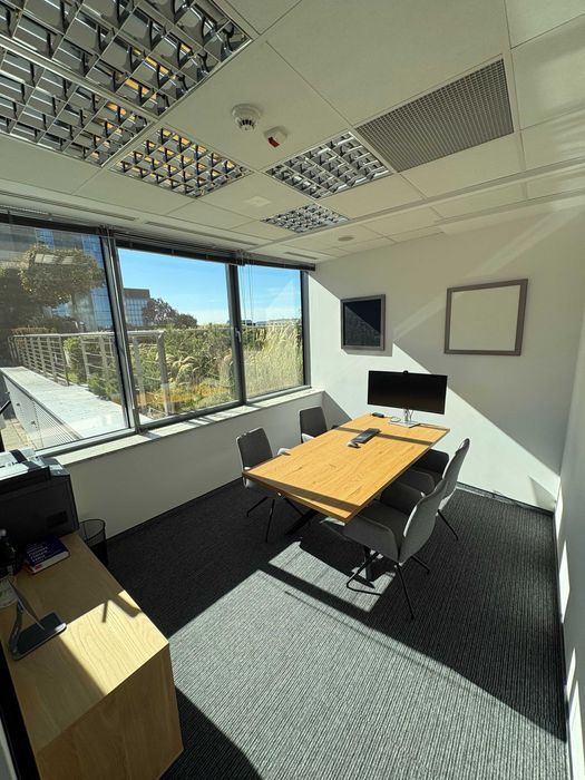 Małe biuro/ pokój biurowy do wynajęcia