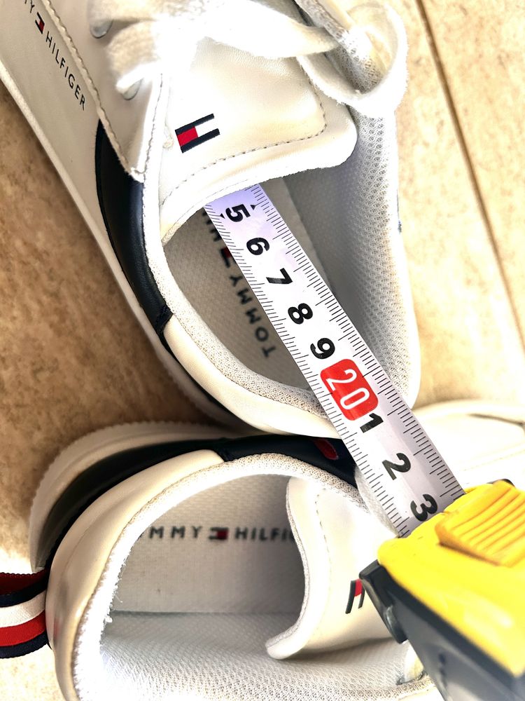 Sneakersy rozmiar 31 tommy hilfiger stan bardzo dobry