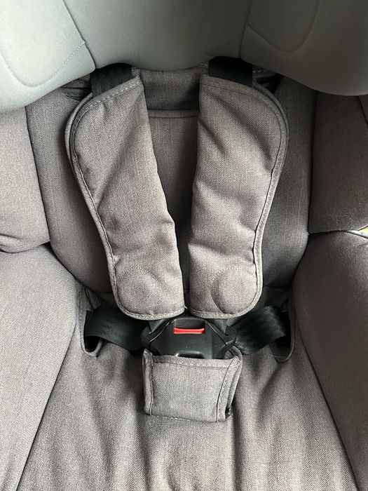 Fotelik tyłem RWF BeSafe IZI Kid i-Size