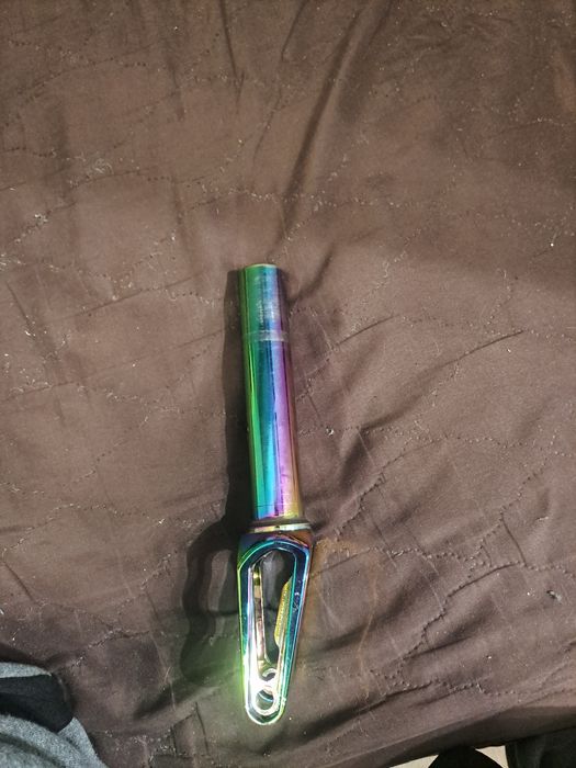 Widelec striker lux scs/hic