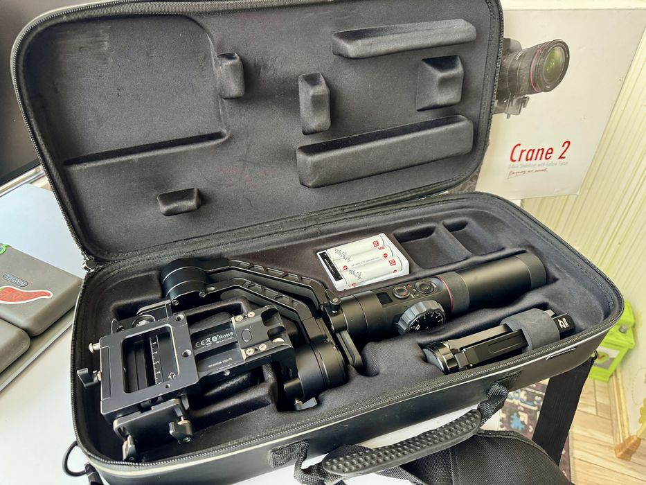Стабілізатор Zhiyun Crane 2 — повний комплект, гарний стан