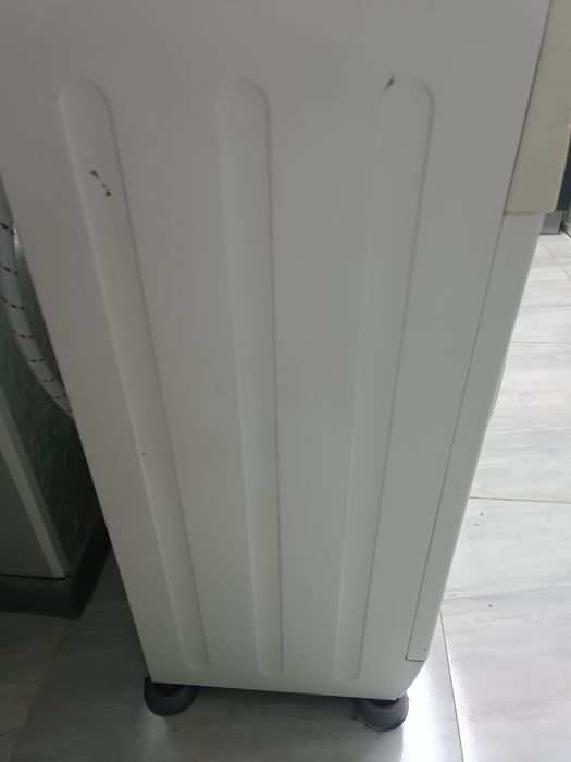 Продається пральна (стиральна) машинка Boosh