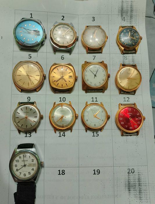 Советские позолоченные крупные часы Ракета на ходу