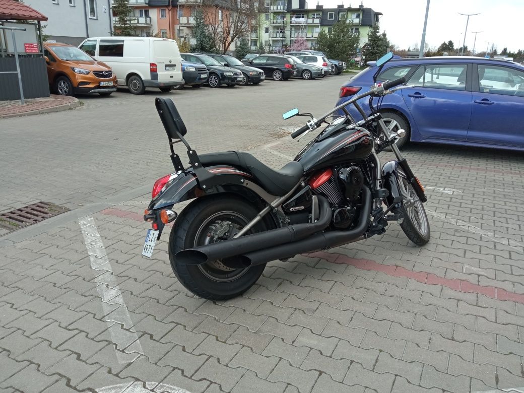 Kawasaki VN 900 Custom
