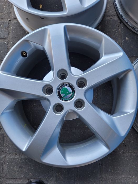 Felgi 16 5x112 śkoda octavia ll