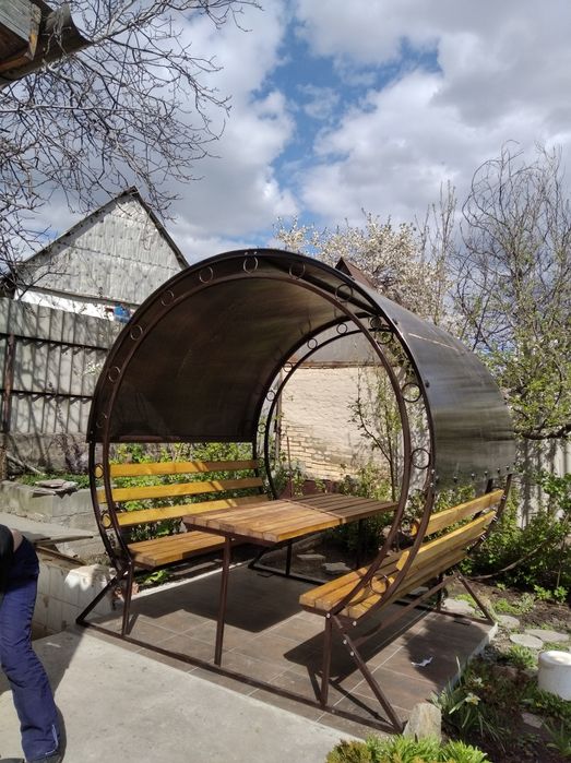 Продам беседку шикарный вариант для дачи или частного дома