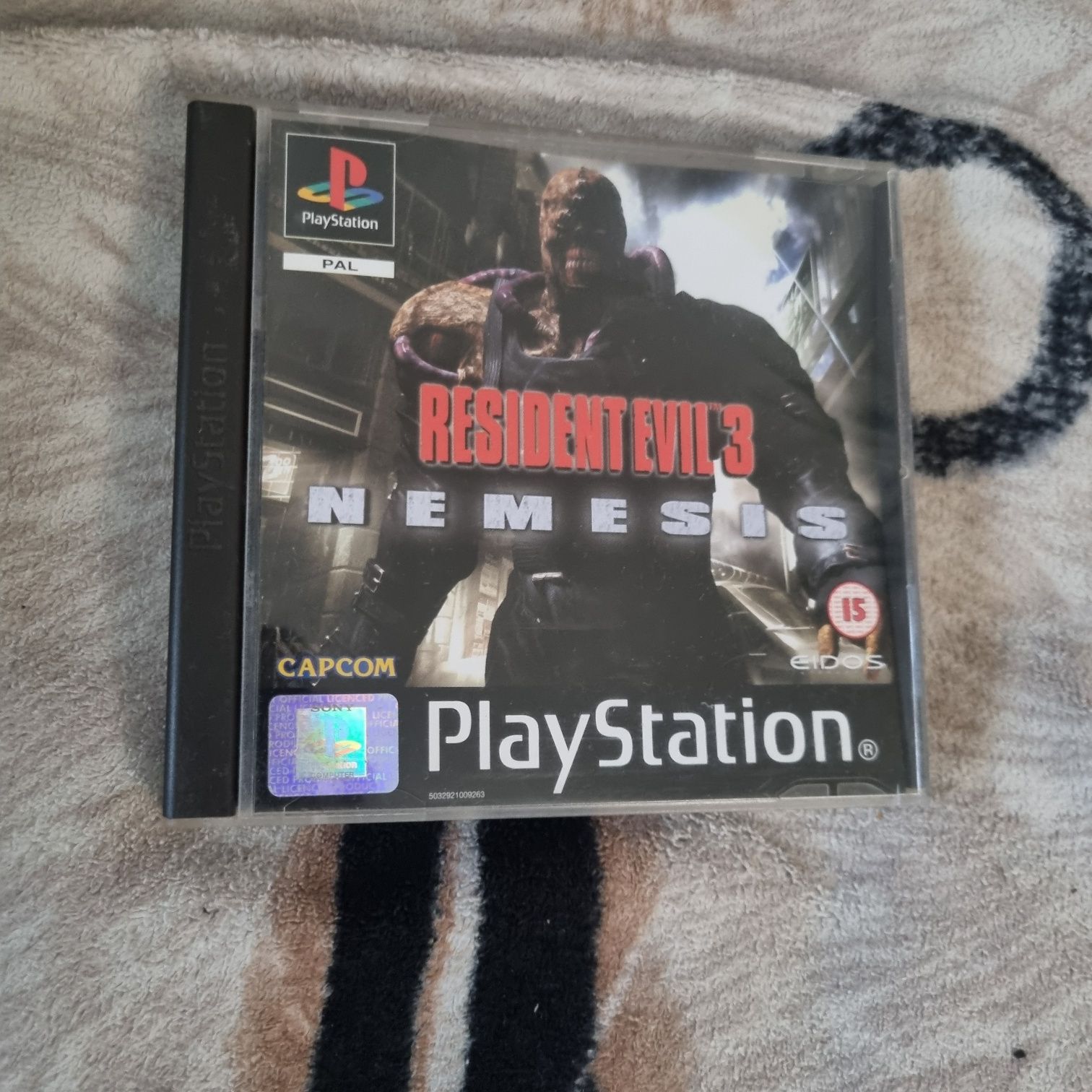 Resident evil 3 Nemesis Ps1 3xA