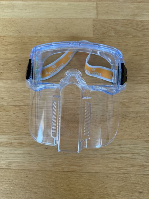 Oulary google ochronne poliwęglanowe , szwrokatne z maską