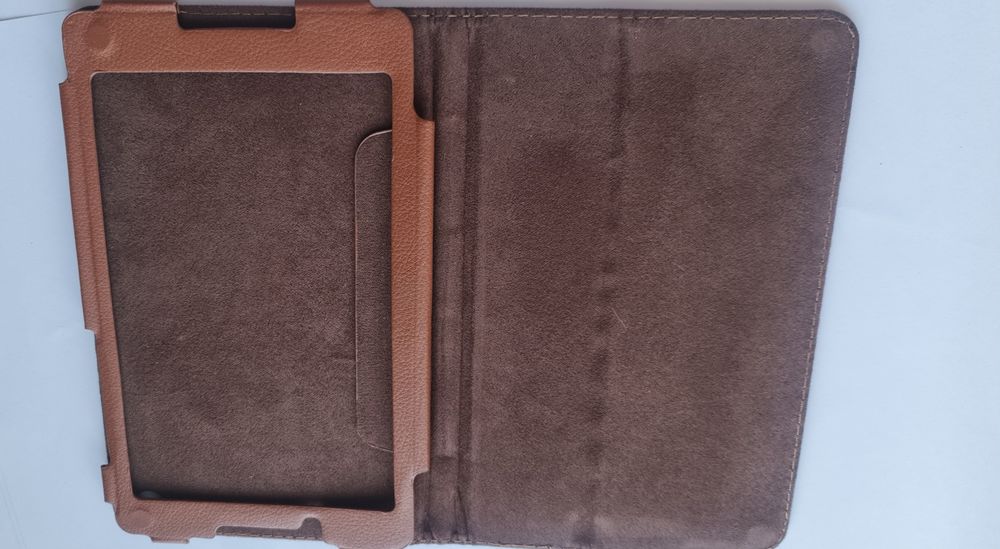 Pokrowiec etui na tablet Lenovo nowy