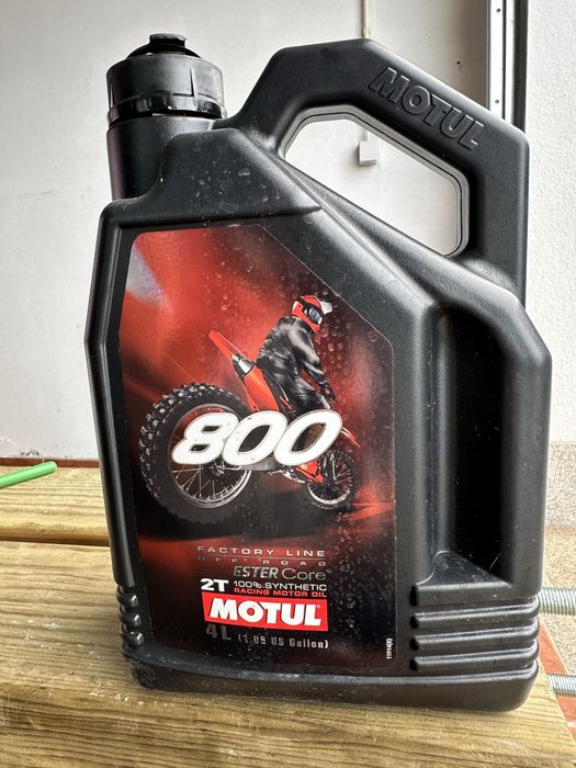 Oleo Motul 800  3,5 litros