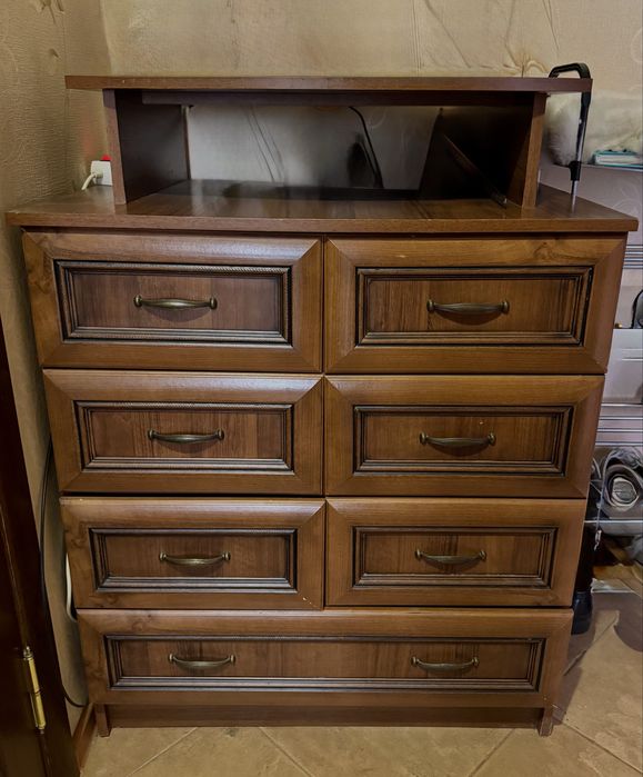 Шафа купе з підсвіткою, комод, розпродаю меблі у звʼязку з ремонтом