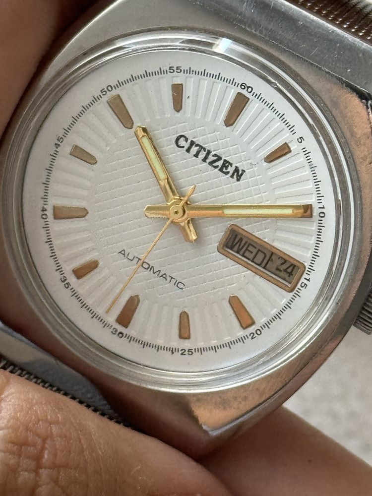 Relógio mecânico Citizen automatic - arabic day date