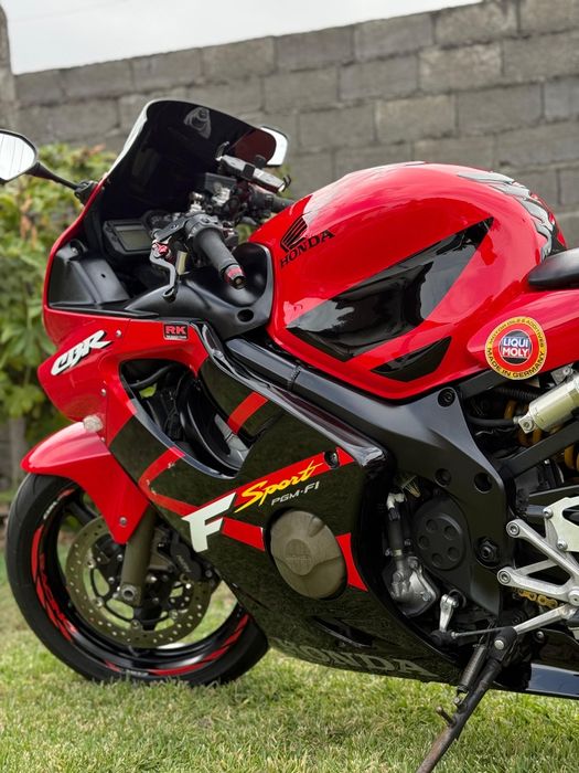 Honda CBR 600f4i SPORT