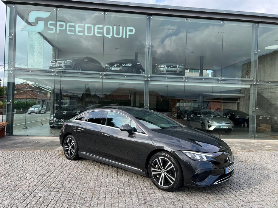 Mercedes-Benz EQE 300 Edition Electric Art