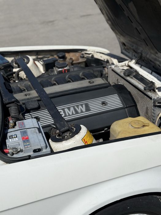 BMW e30 м50b25 продаж / обмін