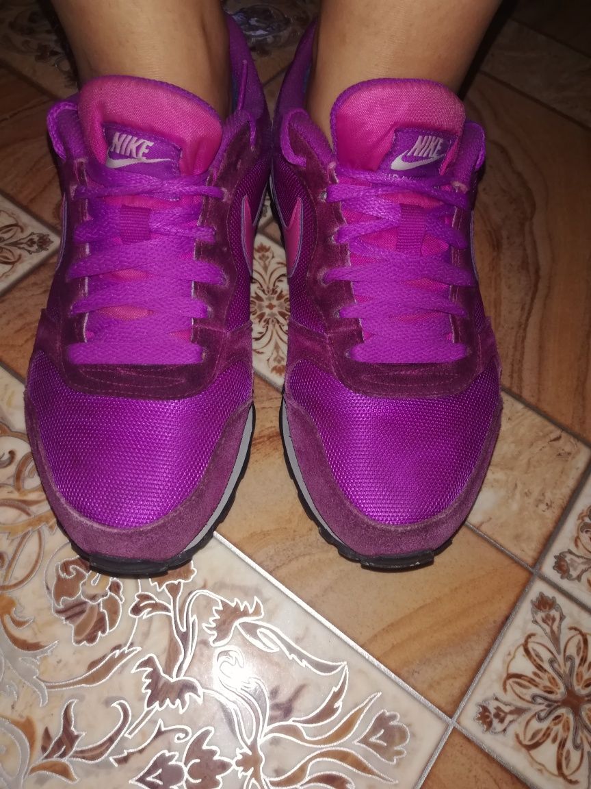 Buty Nike MD Runner 2 37,5