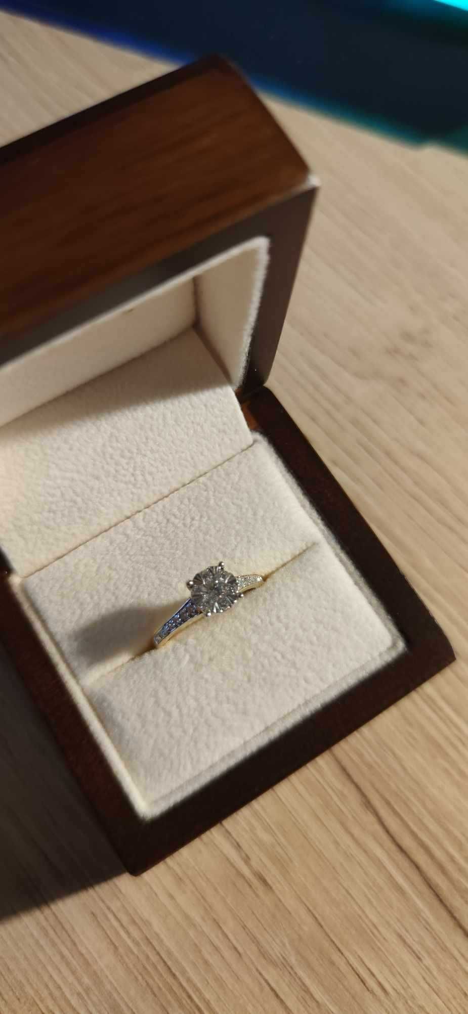 Pierścionek z żółtego i białego złota z brylantami 0,34 ct - próba 585