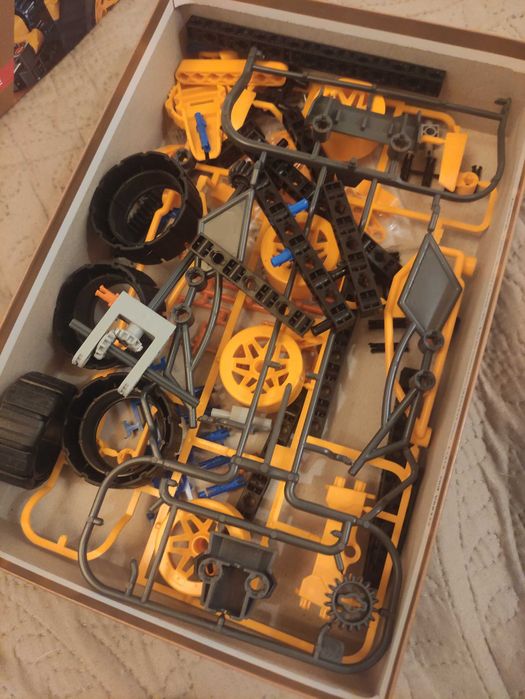 Naukowa zabawa mechanics łazik i quad