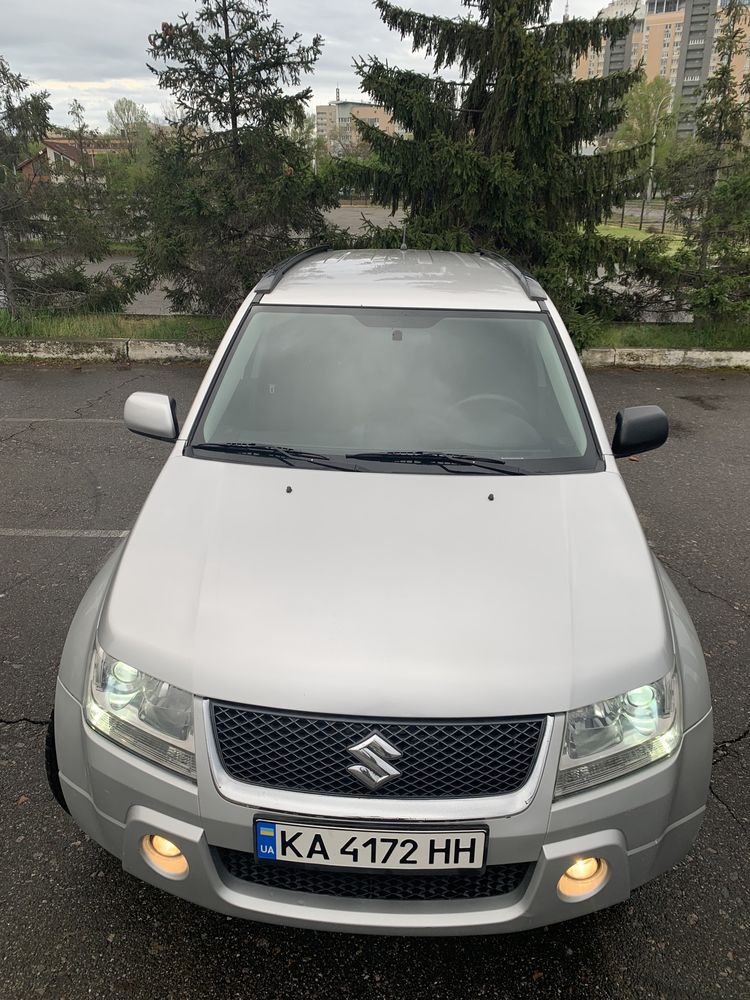 Suzuki Grand Vitara 2.0 MT AWD 2007 180т. км.