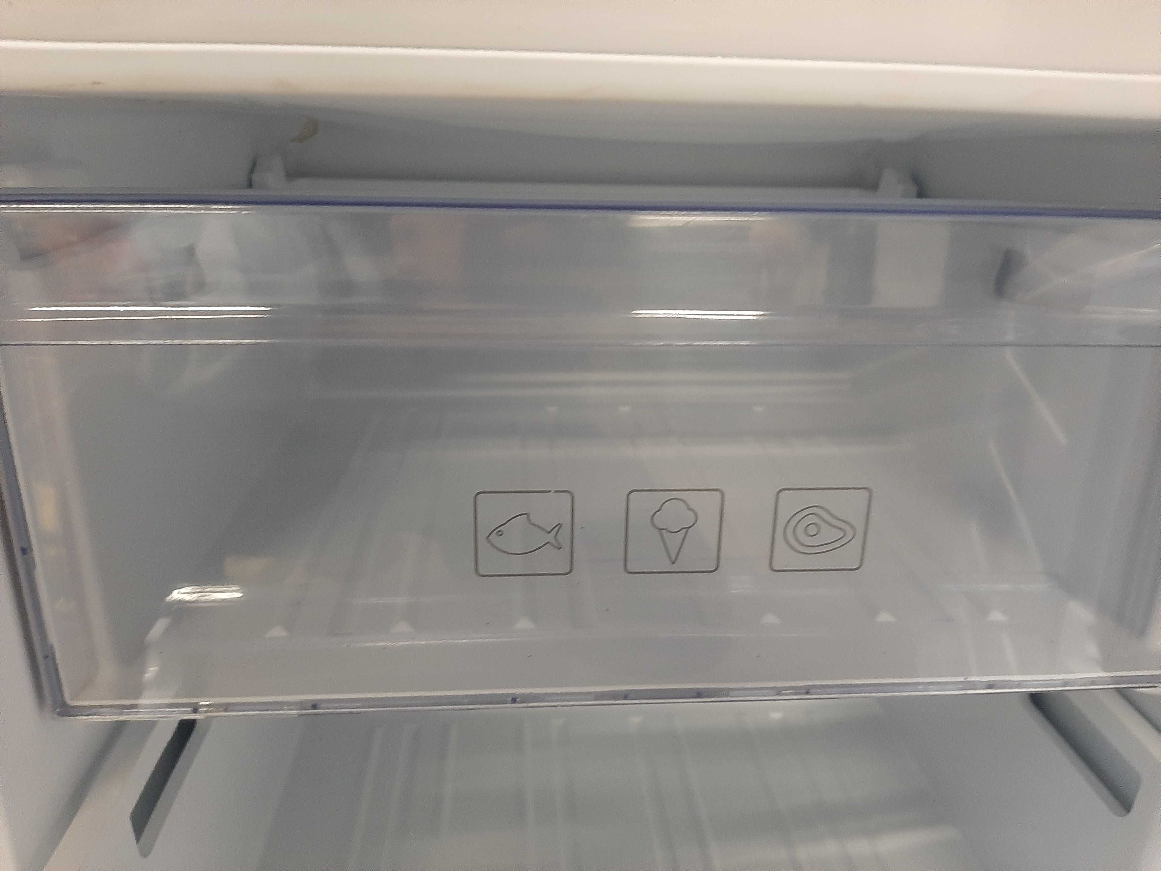 Części do lodówki Beko szuflady półki szkło stan idealny AGD inne też