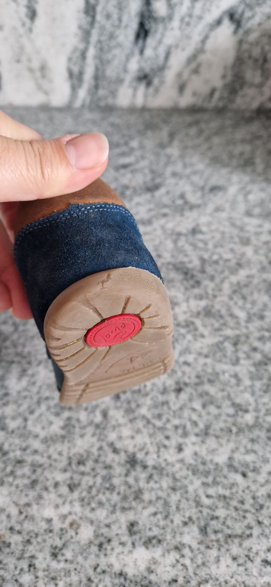 Buty Trzewiki Emel 24