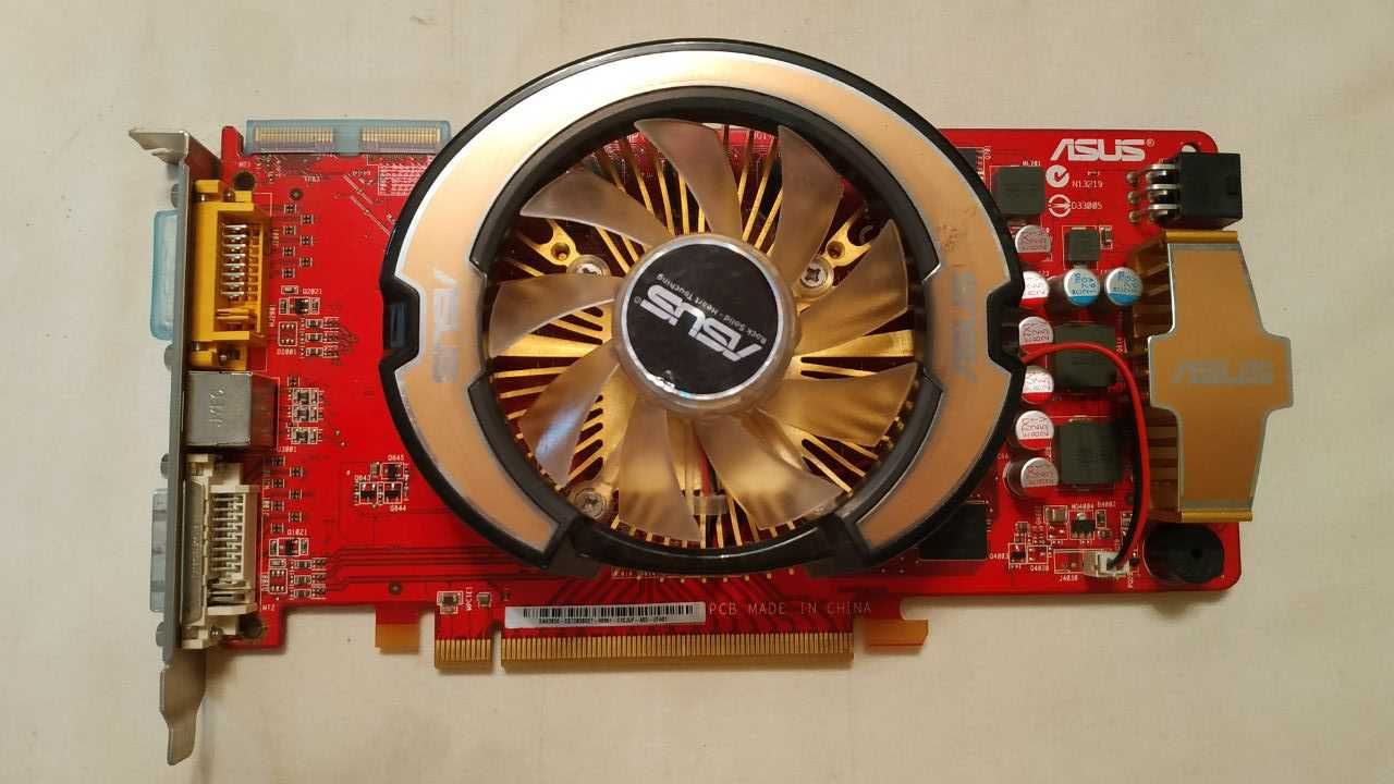 Відеокарта Radeon HD 3850 256mb(gddr3)  " Відвал графічного чіпа"