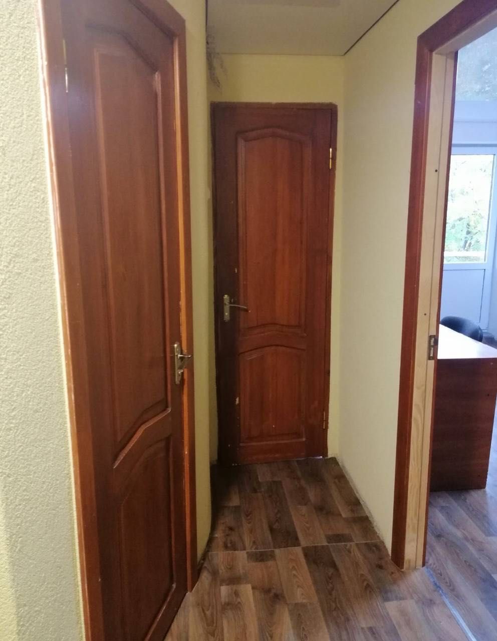 продам 2-кімнатну квартиру