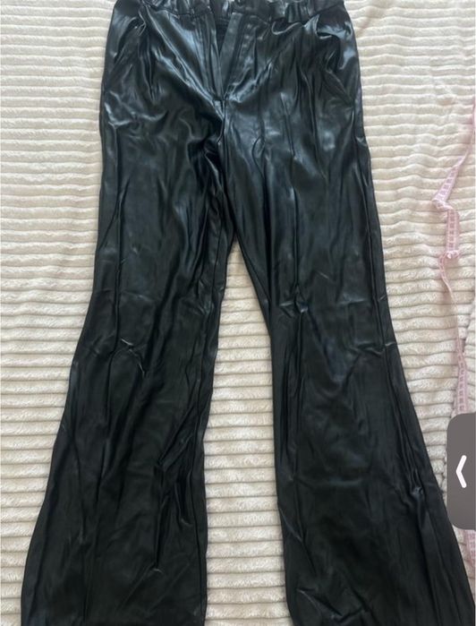 Штани класичні і шкіряні