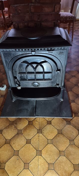 Jotul f8 koza kominek