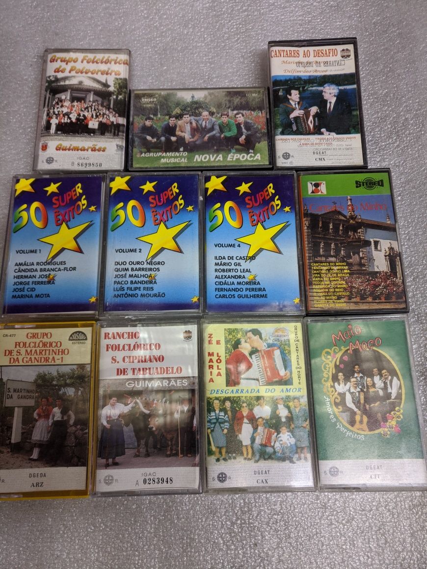 Vendo cassetes e CDs de música portuguesa