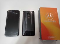 wyświetlacz oraz tył - obudowa na telefon Motorola Moto e5 Plus