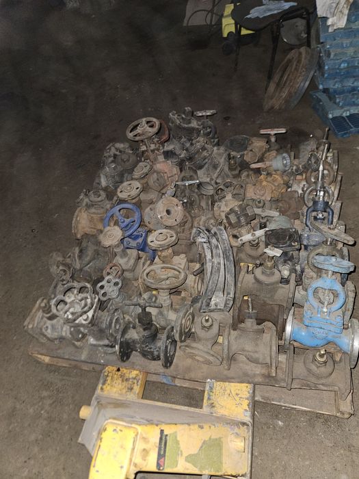 Вентеля  та Засувки