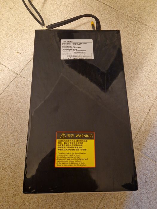 Bateria 60v 38Ah em optimo estado .
Com apenas 400km rodados .