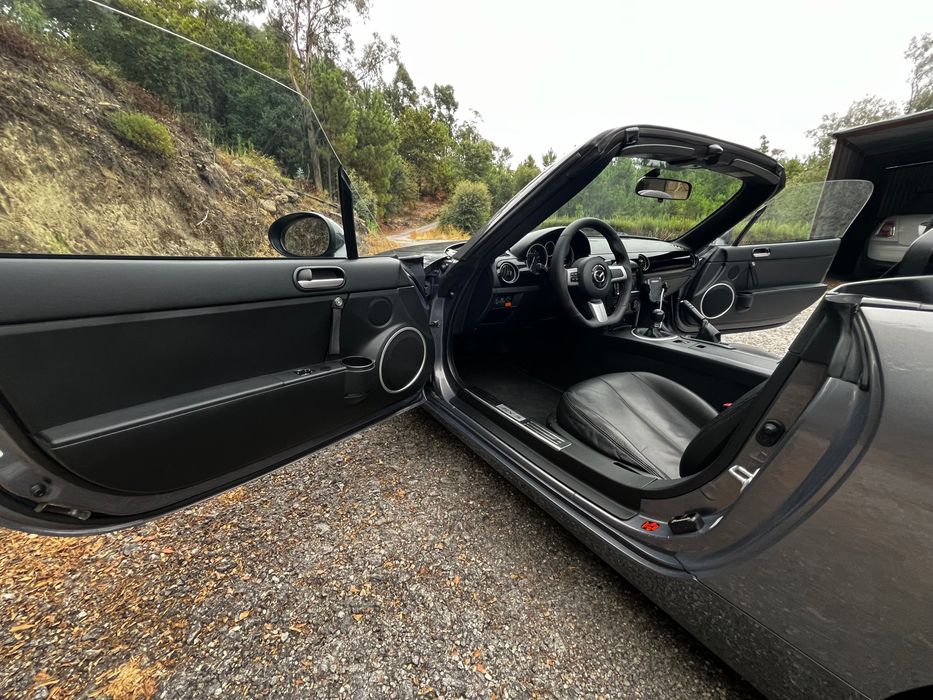 Mazda mx5  nc 2.0