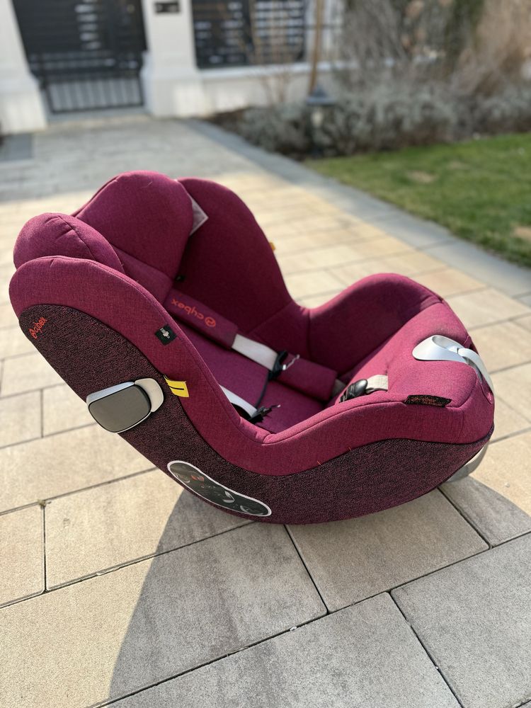 Fotelik Cybex Sirona I-size plus z bazą obrotową