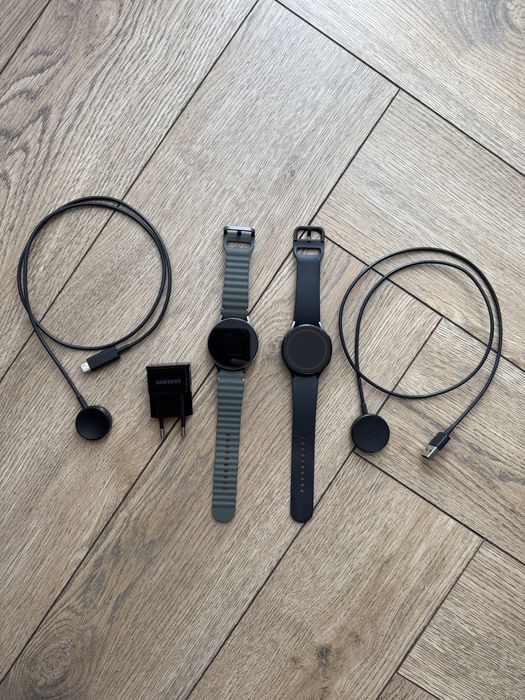 Samsung galaxy watch 4 GPS/ WI FI