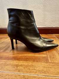 Botas em pele Zara