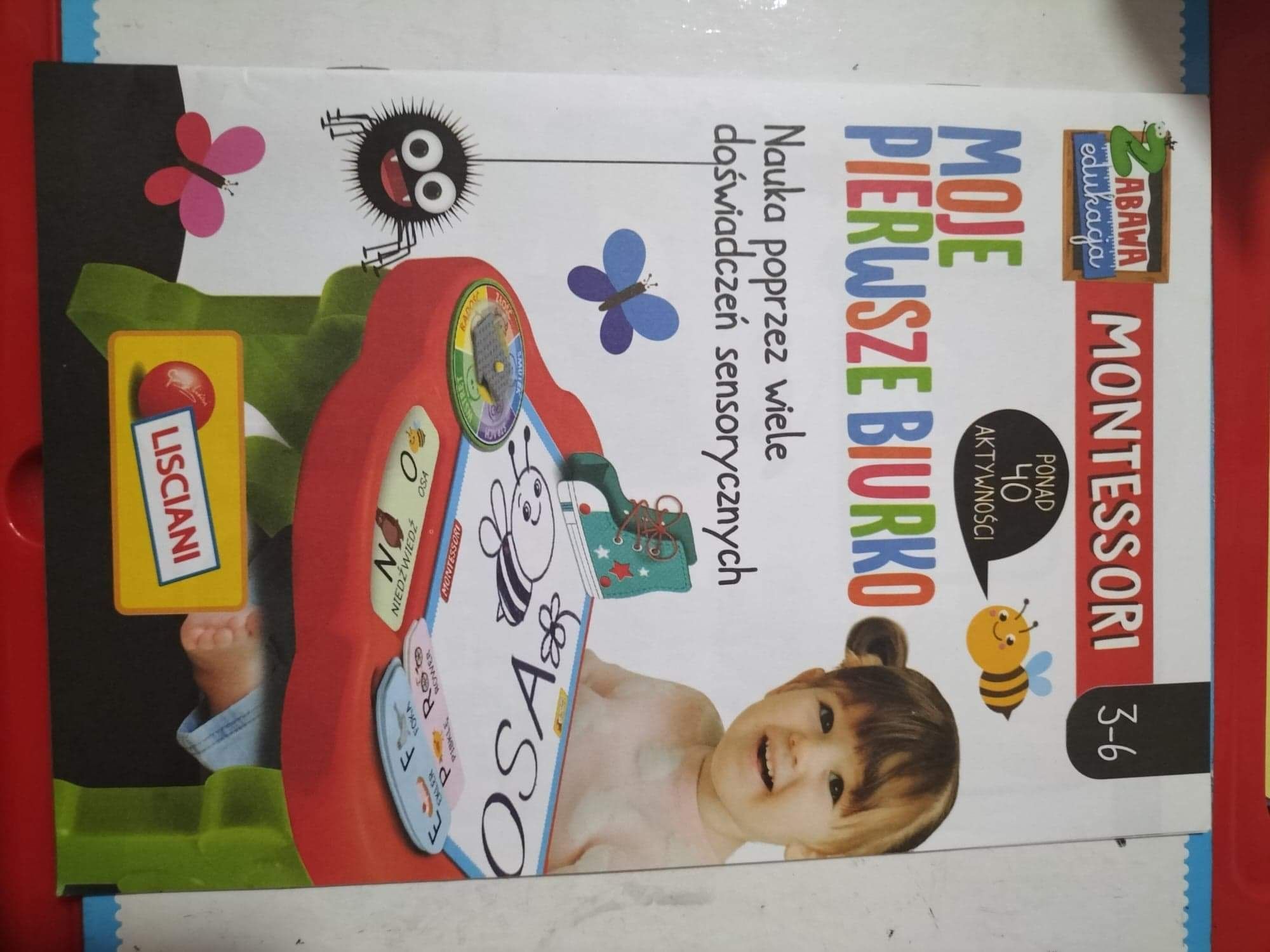 Moje pierwsze biurko Montessori
