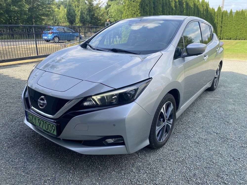 Nissan Leaf 40 kWh  N-Connecta 150 KM