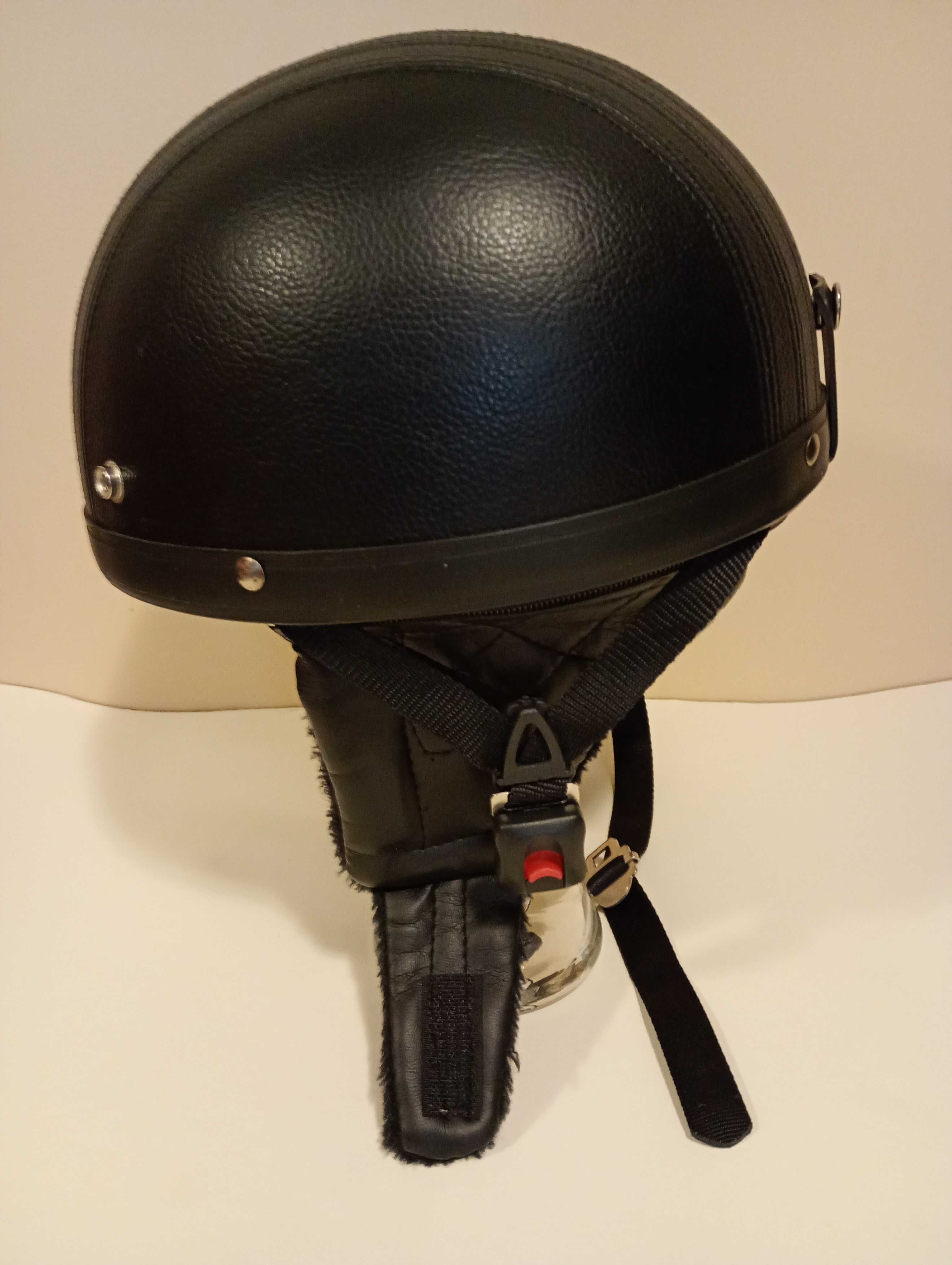 Kask na motor w stylu vintage używany