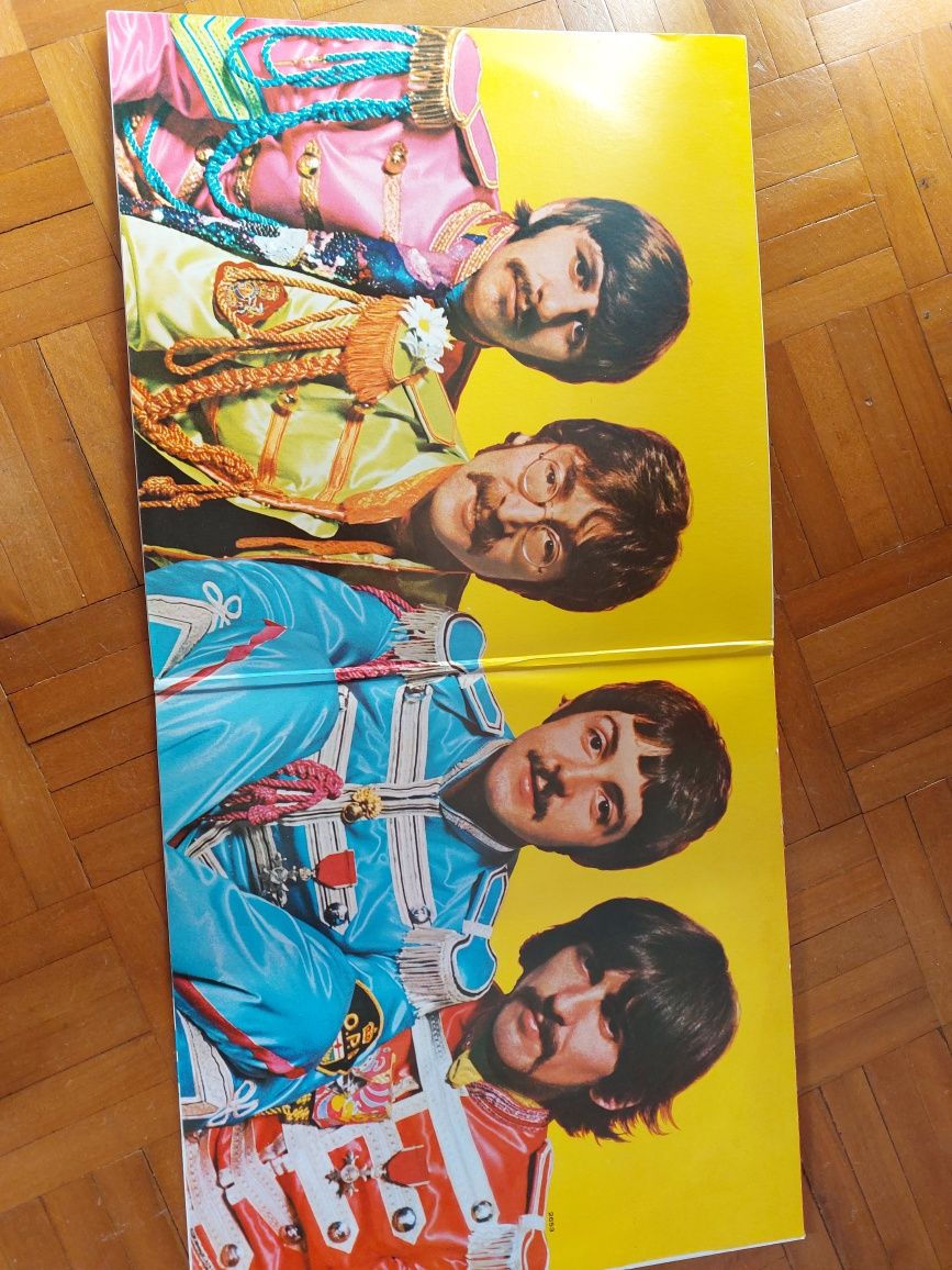 Sgt Pepper - The Beattles Vinyl